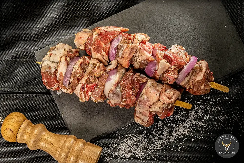 Κοντοσούβλι αρνί